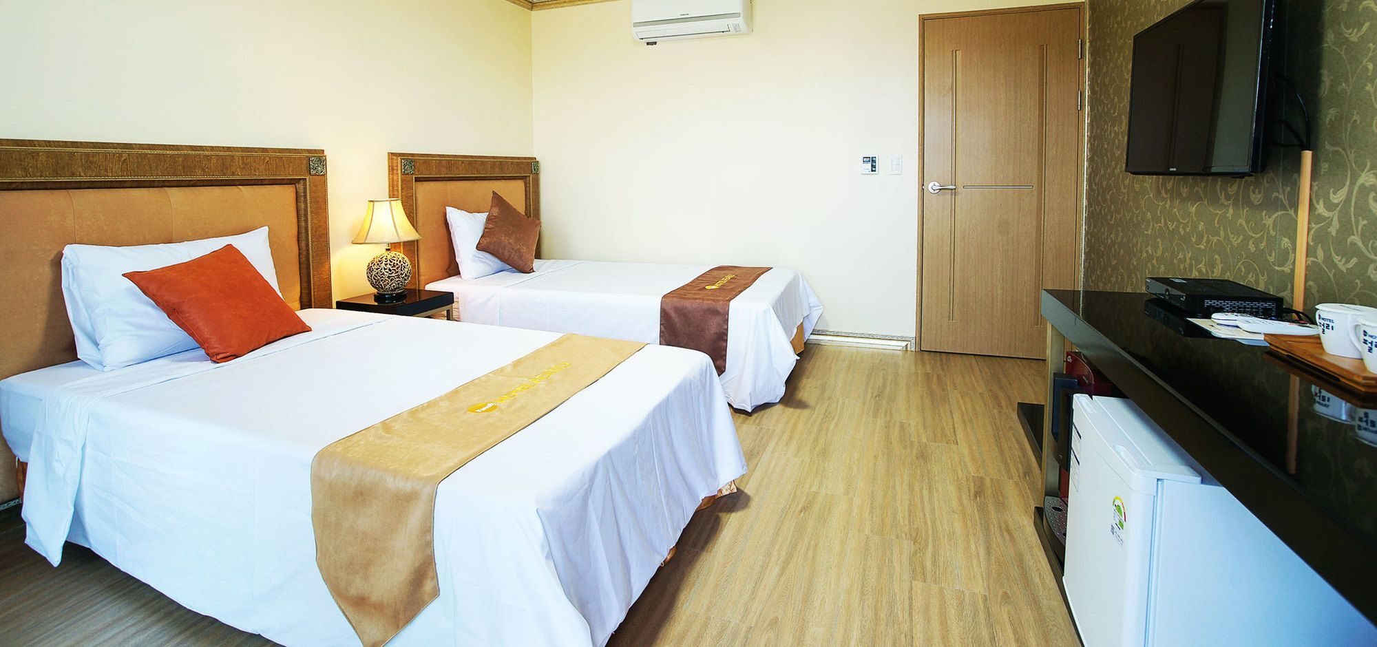 Pearly Hotel เมืองเชจู ภายนอก รูปภาพ